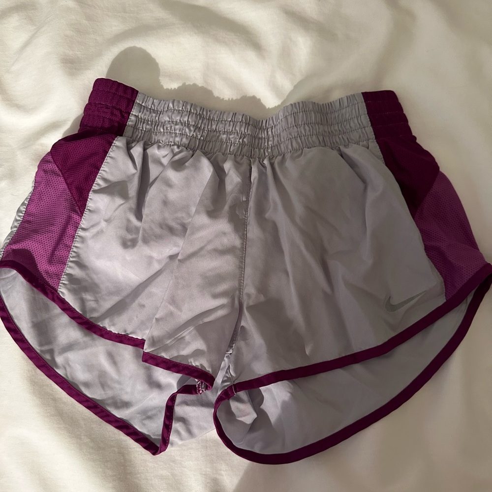 Nike dri-fit shorts, size Small
